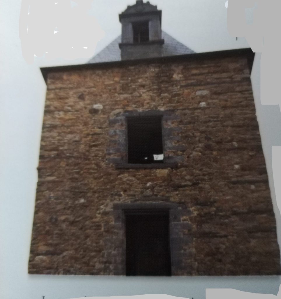 Château du Fond des Bois tour du fond des bois