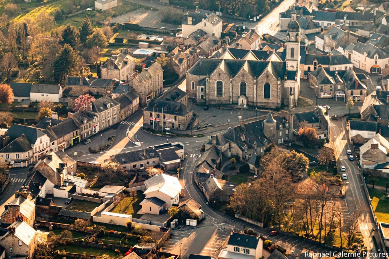 portfolio-04 dervaleglise-vue-aerienne